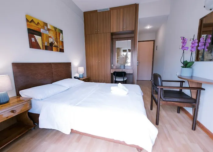 Hotel Cronos
